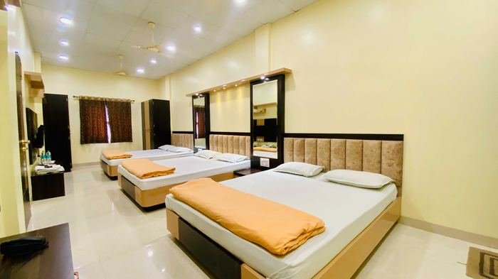 Deluxe six bed room, third view